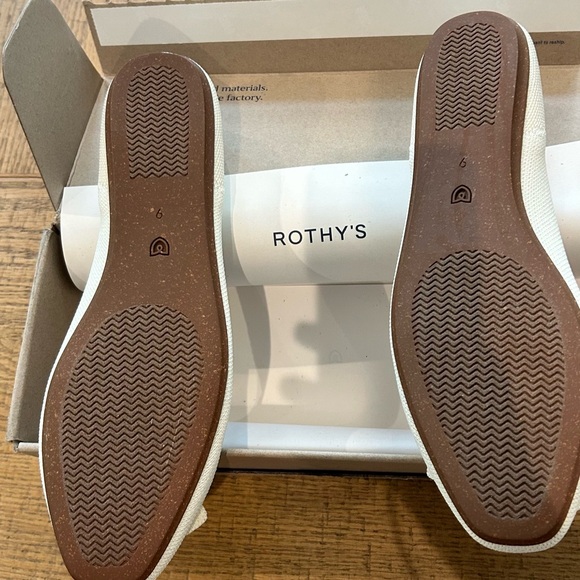 Brand new ROTHY's flats in beige perfect color for summer size 9 - Picture 8 of 8
